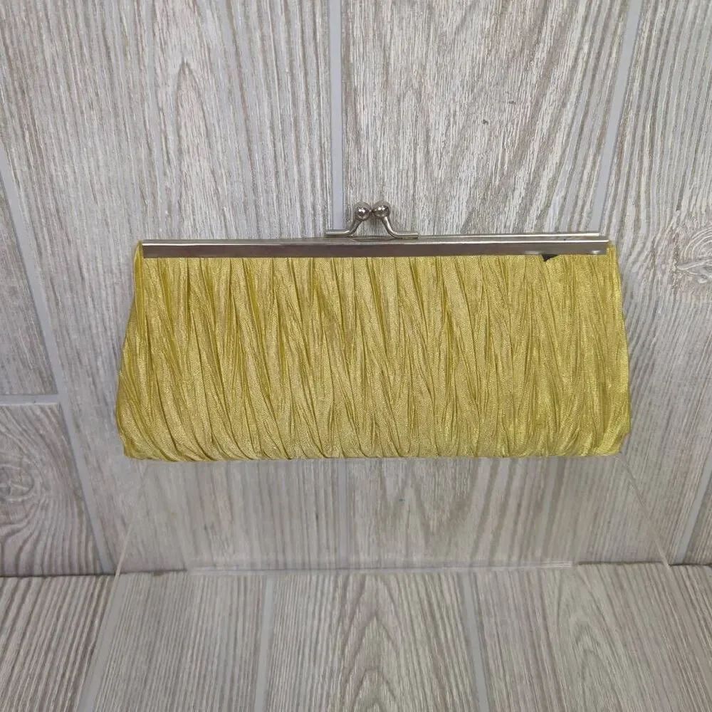 Womens Clutch Evening Purse Gold Pleated Style Toggle Closure Black Interior